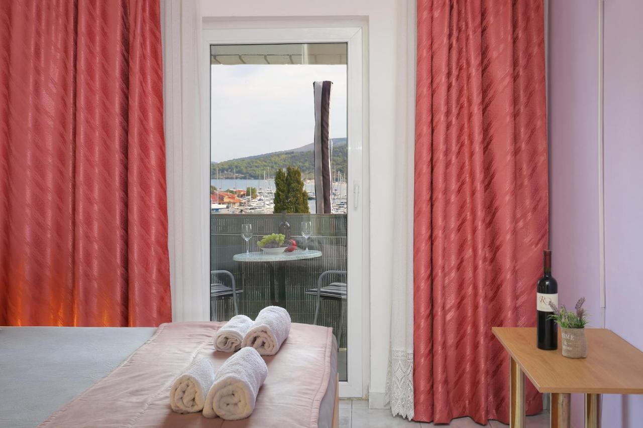 Twin Room Marina 5953A Экстерьер фото